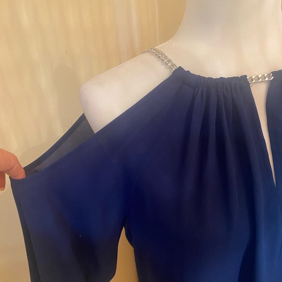 Elegant Michael Kors Blouse - Picture 4 of 4